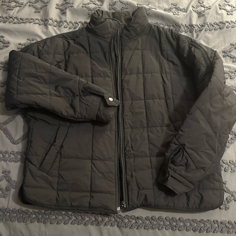 Unisex black puffer jacket size large